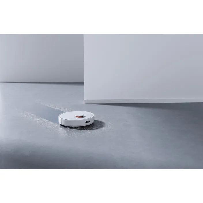 Robotas siurblys Xiaomi X10 gerai siurbia dulkes ir kitus nesvarumus